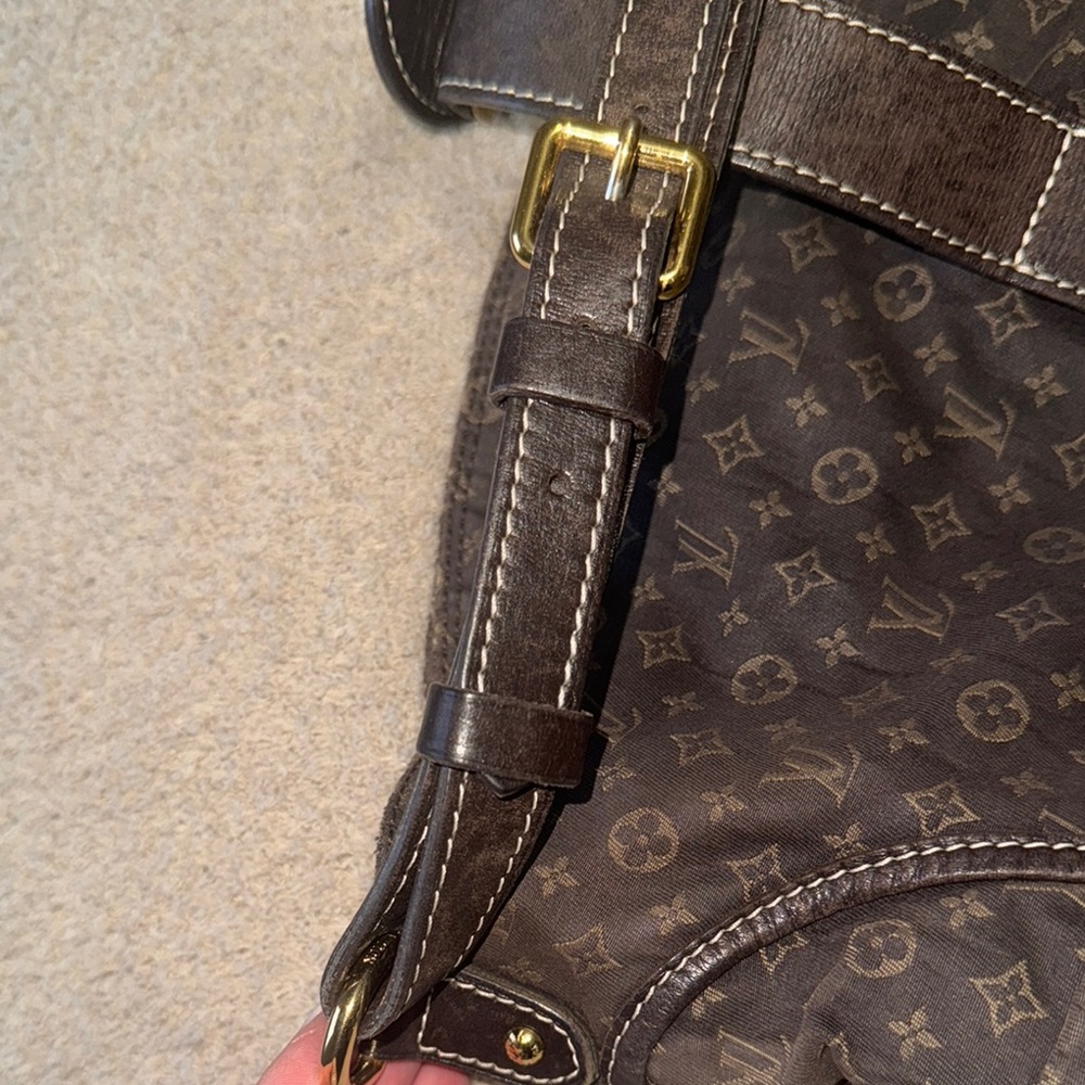 Louis Vuitton Brown and Gold Monogram Shoulder Bag with Gold Hardware - Picture 10 of 14